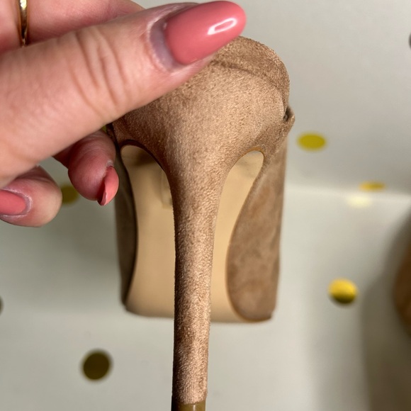 Le Chateau beige suede point toe mules heels - Picture 6 of 7